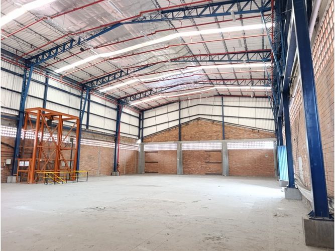 Bodega en arriendo en La Tablaza, La Estrella · foto 3 de 24