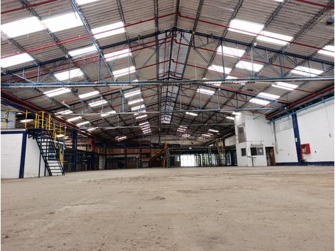 Bodega en arriendo en La Tablaza, La Estrella · foto 10 de 24