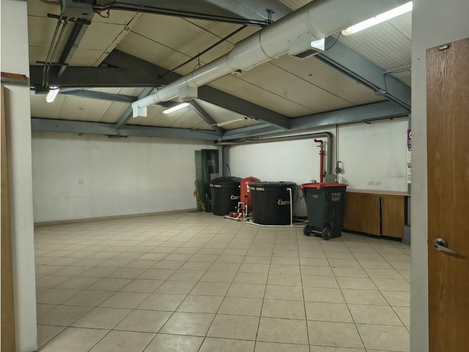 Edificio en arriendo en Laureles Nogal, Medellín, 2000 m² · foto 10 de 24