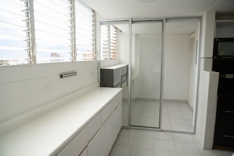 Apartamento de 3 alcobas en arriendo en La Florida, Medellín, 150 m² · foto 15 de 19