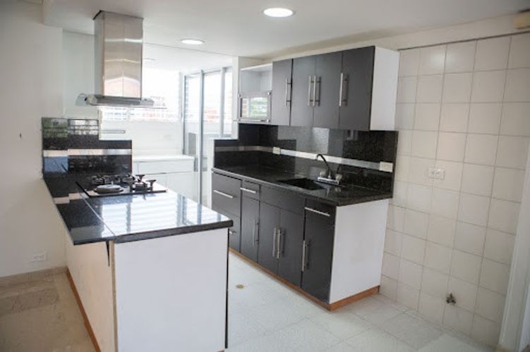 Apartamento de 3 alcobas en arriendo en La Florida, Medellín, 150 m² · foto 18 de 19