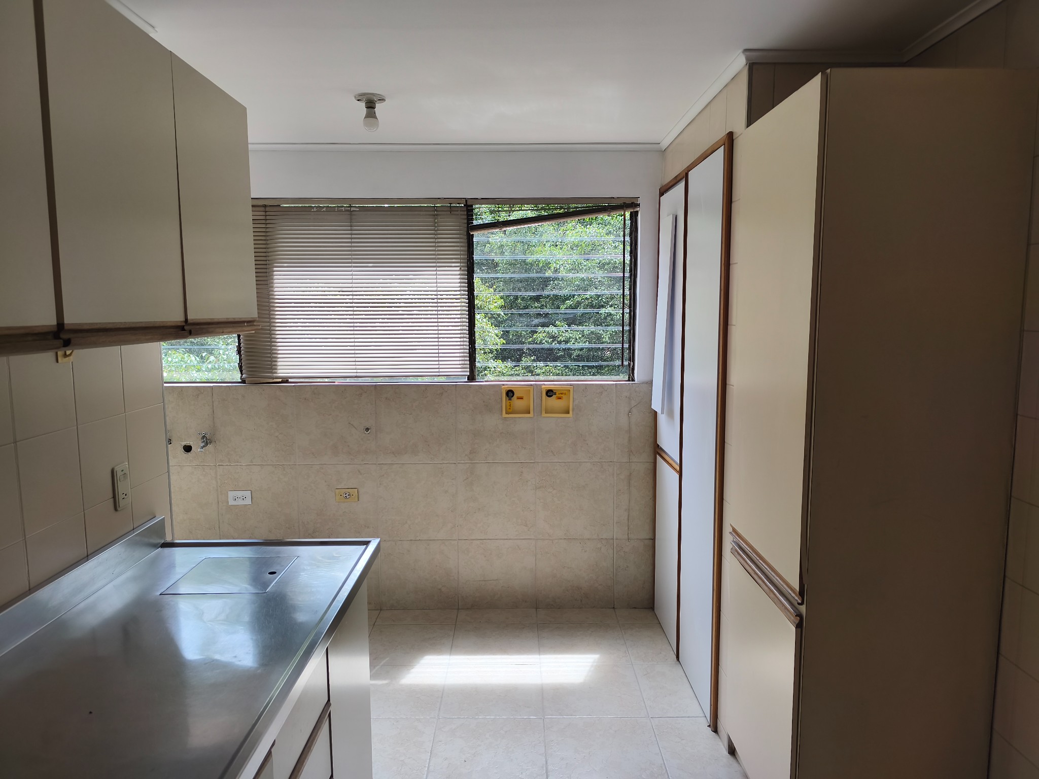 Apartamento en venta en El Poblado, Medellín · foto 4 de 24