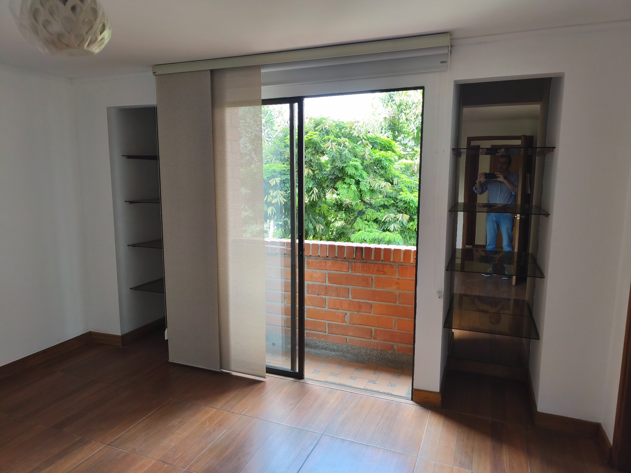 Apartamento en venta en El Poblado, Medellín · foto 10 de 24