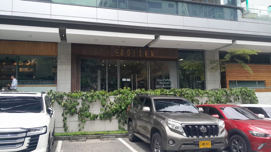 Local en arriendo en Alejandría, Medellín, 69 m² · foto 2 de 5