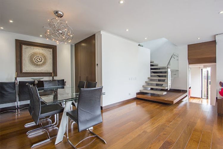 Casa de 5 alcobas en venta en Santa Ana Centro Comercial Boutique, Bogotá, 504 m² · foto 6 de 24