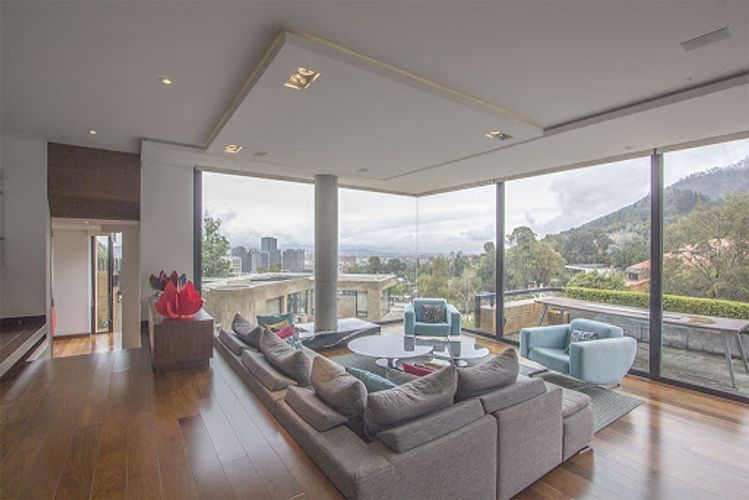 Casa de 5 alcobas en venta en Santa Ana Centro Comercial Boutique, Bogotá, 504 m² · foto 7 de 24