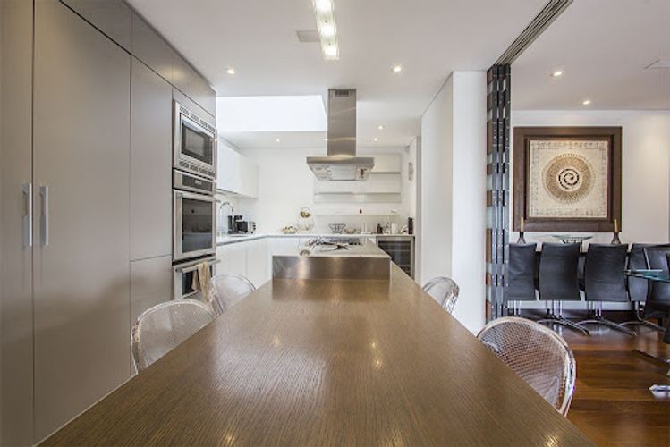 Casa de 5 alcobas en venta en Santa Ana Centro Comercial Boutique, Bogotá, 504 m² · foto 15 de 24
