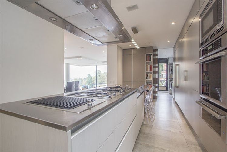 Casa de 5 alcobas en venta en Santa Ana Centro Comercial Boutique, Bogotá, 504 m² · foto 16 de 24