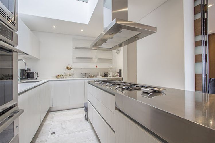 Casa de 5 alcobas en venta en Santa Ana Centro Comercial Boutique, Bogotá, 504 m² · foto 17 de 24