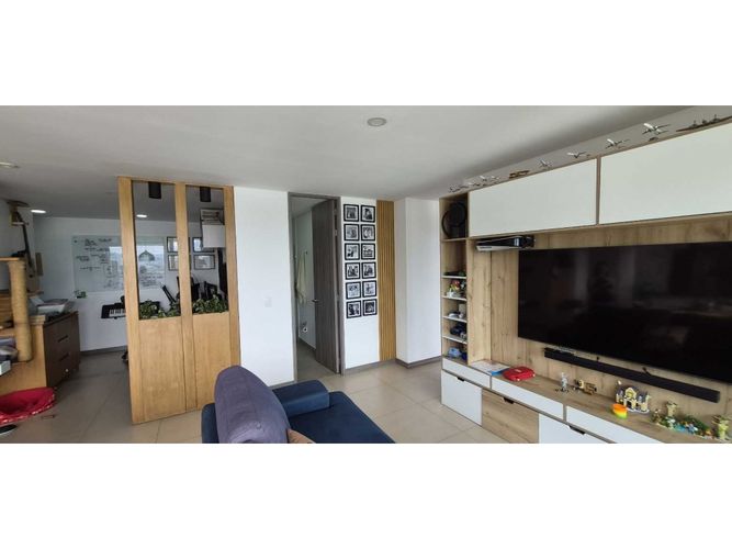 Apartamento de 3 alcobas en venta en San Juan Bautista, Itagüí, 116 m² · foto 4 de 17
