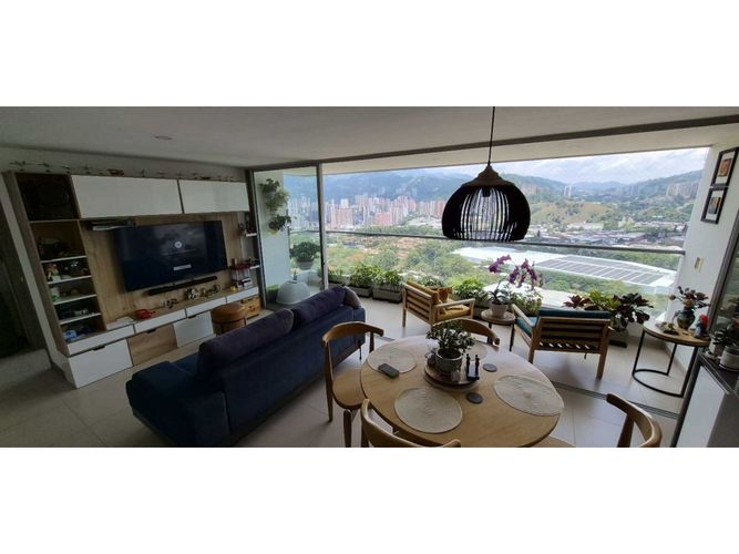 Apartamento de 3 alcobas en venta en San Juan Bautista, Itagüí, 116 m² · foto 9 de 17