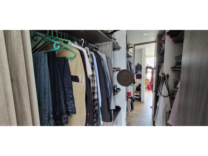 Apartamento de 3 alcobas en venta en San Juan Bautista, Itagüí, 116 m² · foto 15 de 17