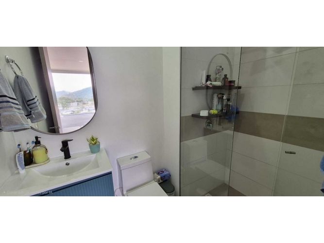 Apartamento de 3 alcobas en venta en San Juan Bautista, Itagüí, 116 m² · foto 16 de 17