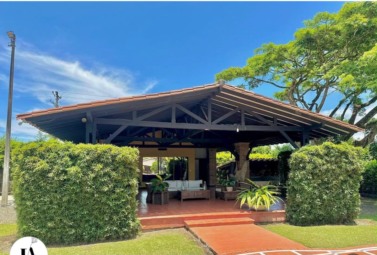 Casa en venta en Cerritos, Pereira · foto 3 de 15