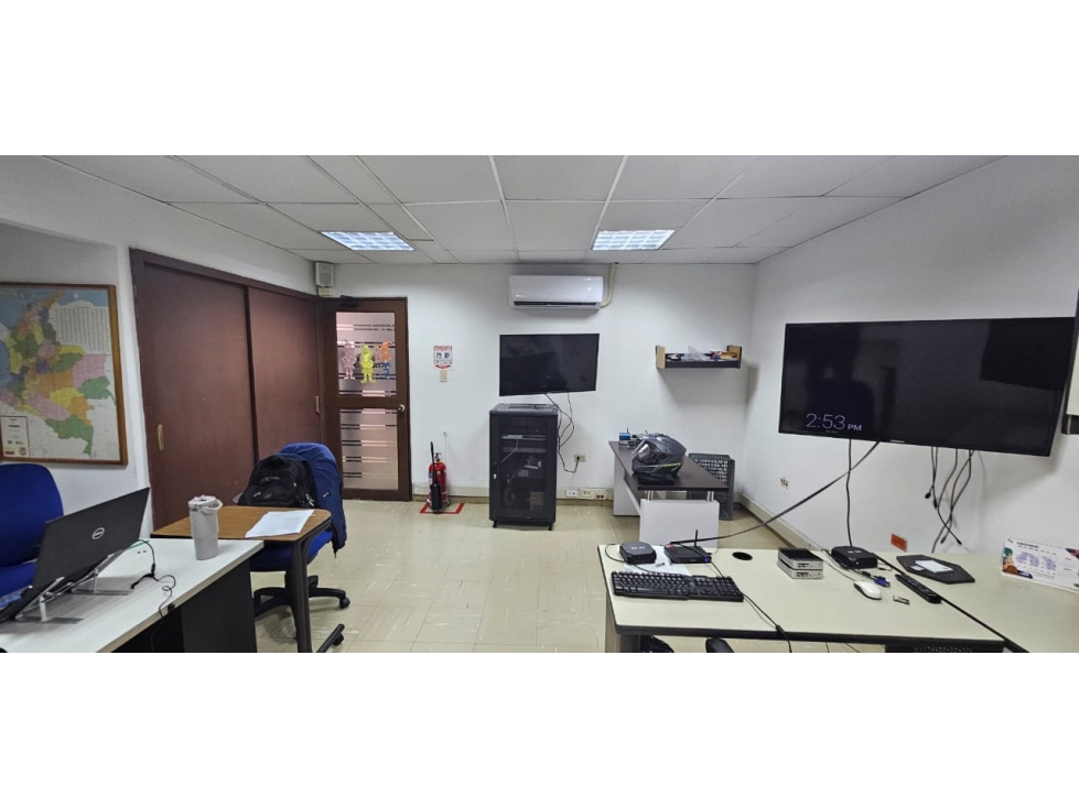 Casa de 15 alcobas en venta en San Vicente, Cali, 755 m² · foto 14 de 24