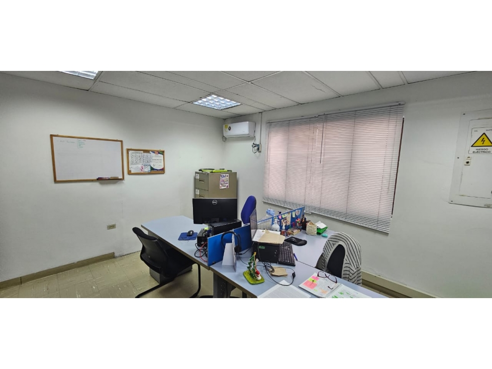 Casa de 15 alcobas en venta en San Vicente, Cali, 755 m² · foto 20 de 24