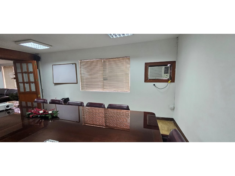 Casa de 15 alcobas en venta en San Vicente, Cali, 755 m² · foto 21 de 24