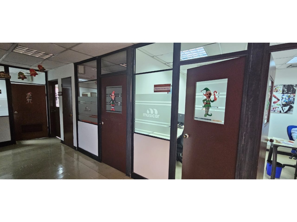 Casa de 15 alcobas en venta en San Vicente, Cali, 755 m² · foto 22 de 24
