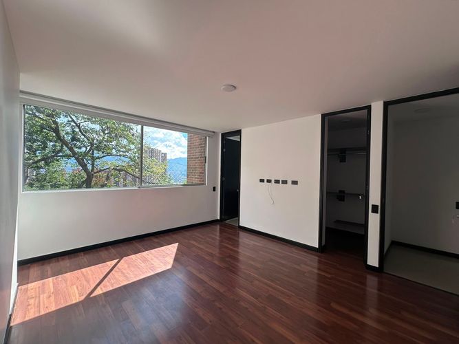 Apartamento de 3 alcobas en venta en Los Naranjos, Medellín, 120 m² · foto 14 de 15