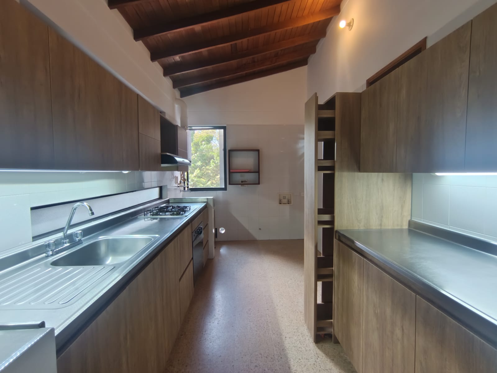 Apartamento en arriendo en Laureles, Medellín · foto 5 de 20