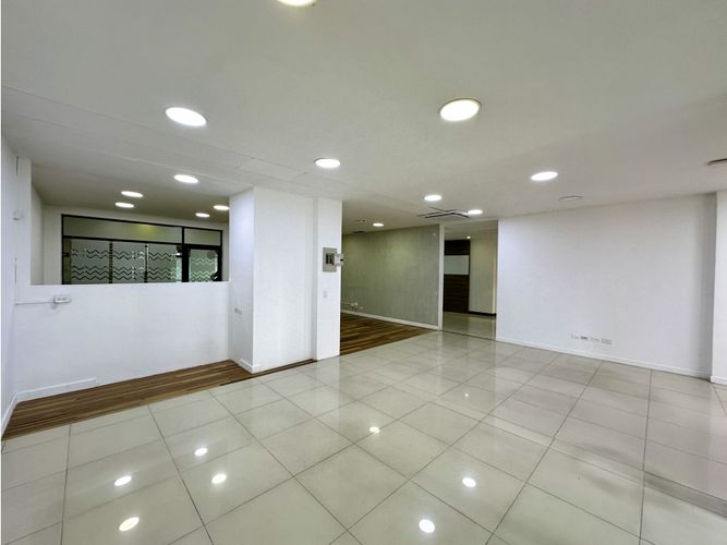 Oficina en arriendo en Oviedo, Medellín, 138 m² · foto 6 de 13