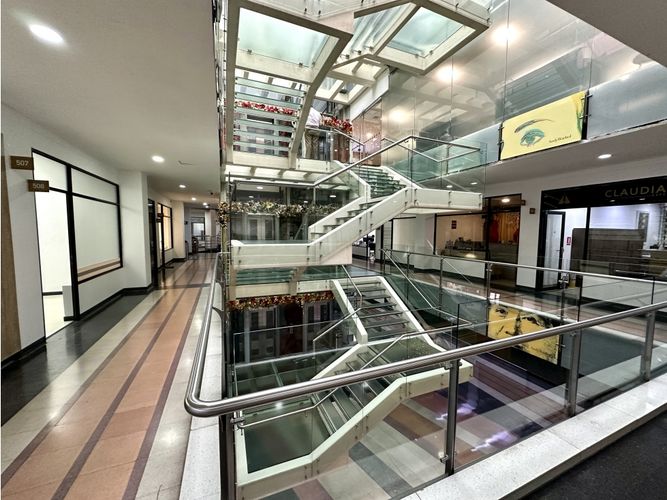 Oficina en arriendo en Oviedo, Medellín, 138 m² · foto 13 de 13