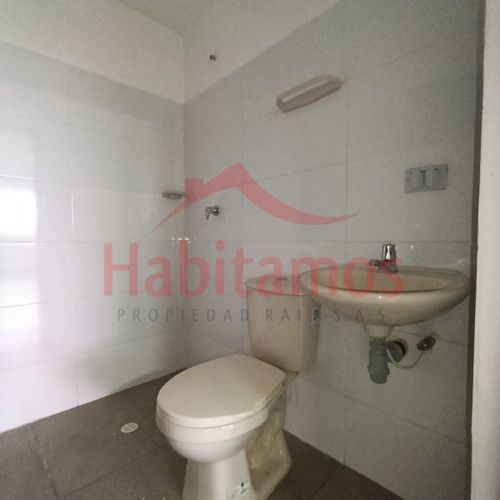 Local en arriendo en Suramericana, Medellín, 100 m² · foto 4 de 5