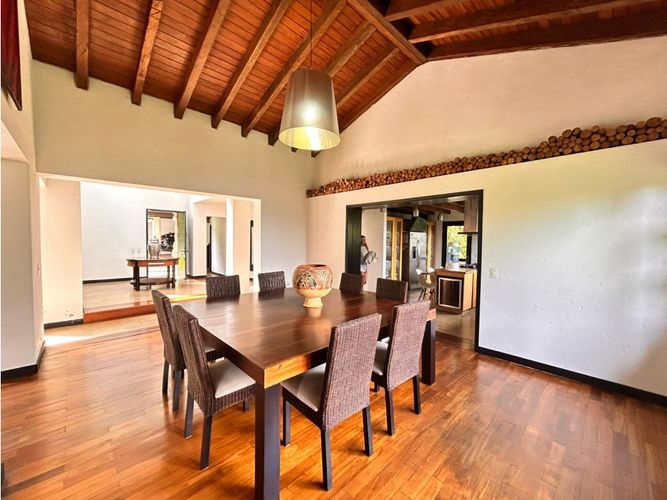 Casa de 4 alcobas en venta en La Tablaza, La Estrella, 650 m² · foto 10 de 22