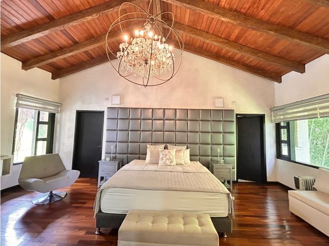 Casa de 4 alcobas en venta en La Tablaza, La Estrella, 650 m² · foto 13 de 22