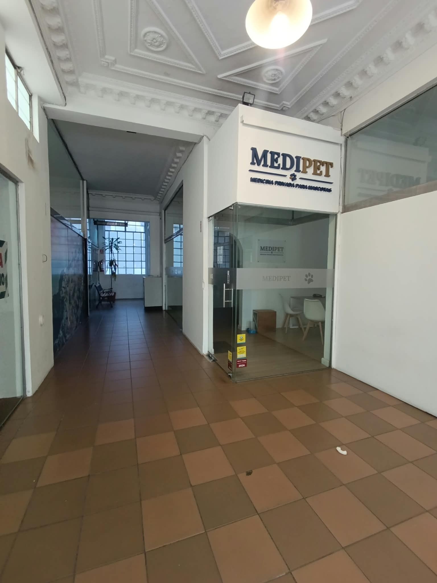 Exclusivo Local Comercial en Galería de Alto Tráfico: ¡Tu Próximo Éxito Asegurado!