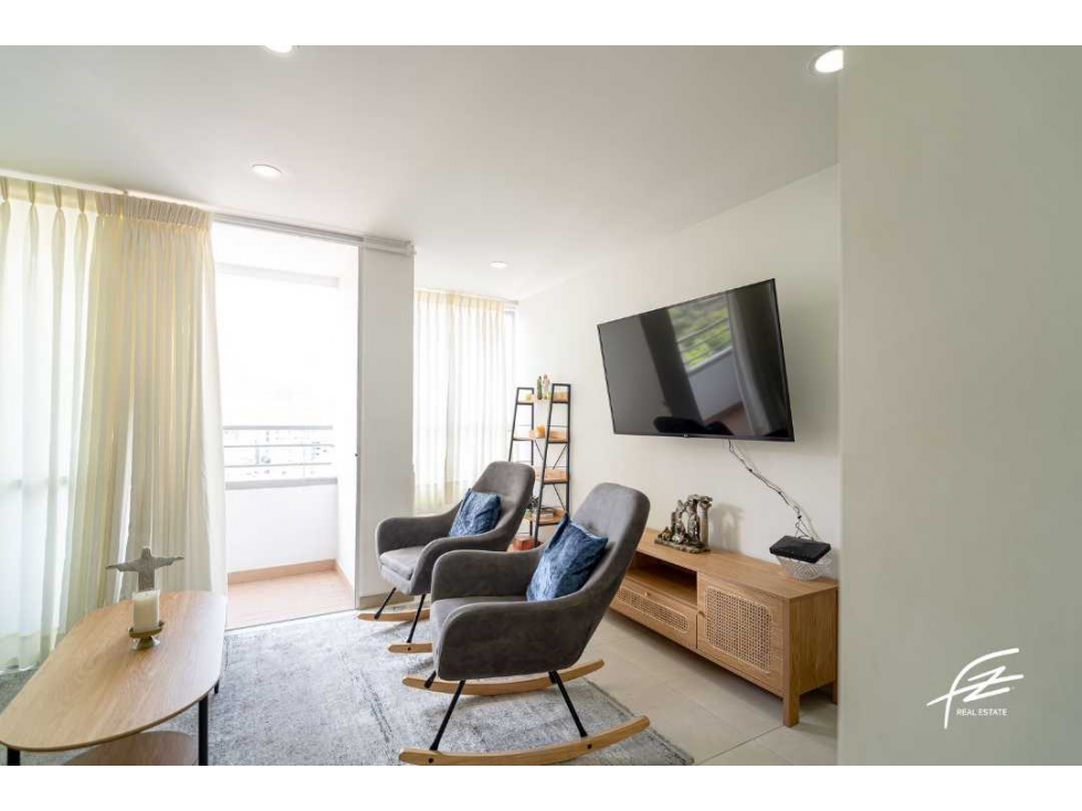 Apartamento en venta en Zona Centro, Envigado · foto 6 de 13
