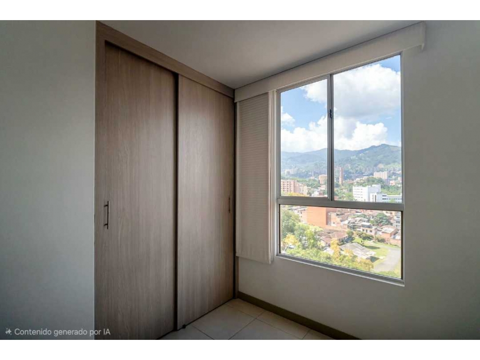 Apartamento en venta en Zona Centro, Envigado · foto 7 de 13