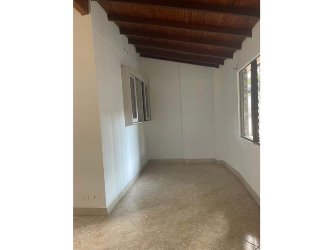 Casa de 3 alcobas en venta en Belén Aliadas, Medellín, 84 m² · foto 6 de 12
