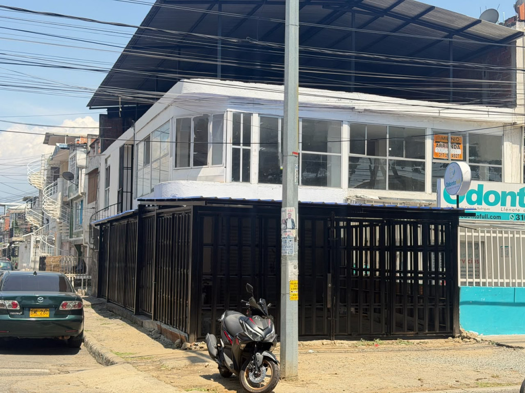 Local en Arriendo en Asturias, Cali
