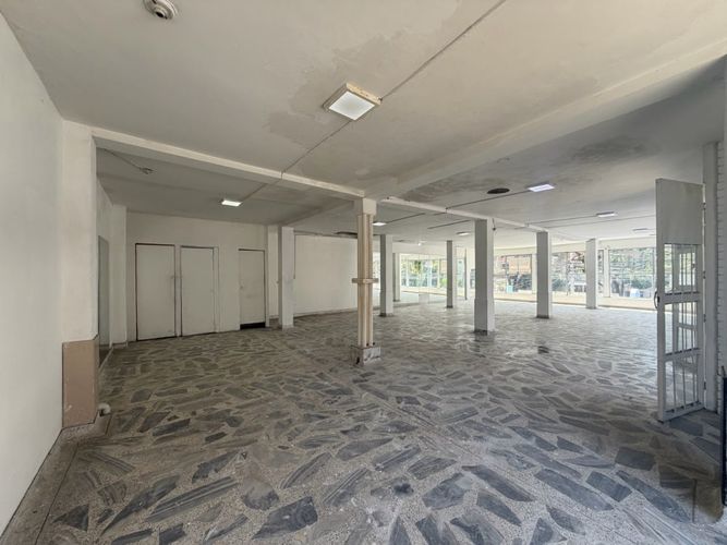 Local en arriendo en Asturias, Cali, 131 m² · foto 6 de 17