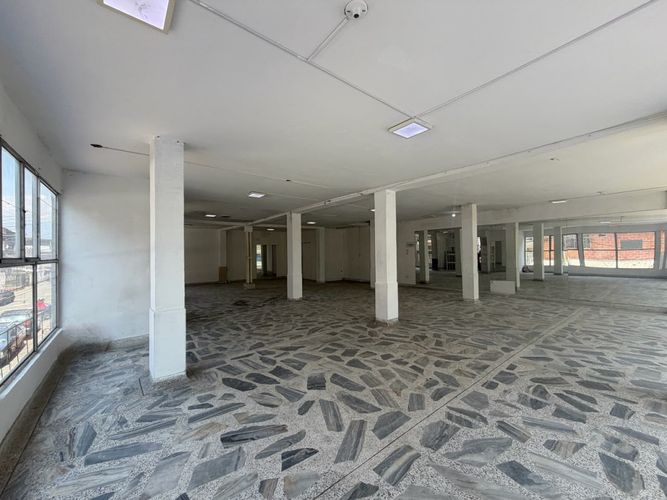 Local en arriendo en Asturias, Cali, 131 m² · foto 14 de 17