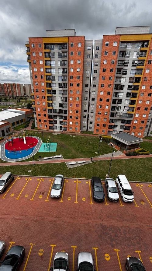 Apartamento de 3 alcobas en venta en La Prosperidad, Madrid, 57 m² · foto 4 de 24