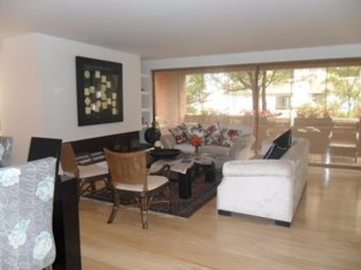 Apartamento en venta en Los Rosales, Bogotá · foto 2 de 20