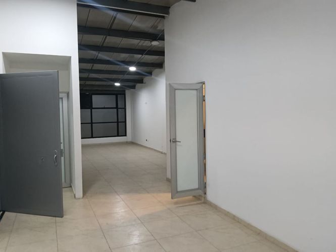 Local en arriendo en Linconl, Soacha, 200 m² · foto 3 de 10