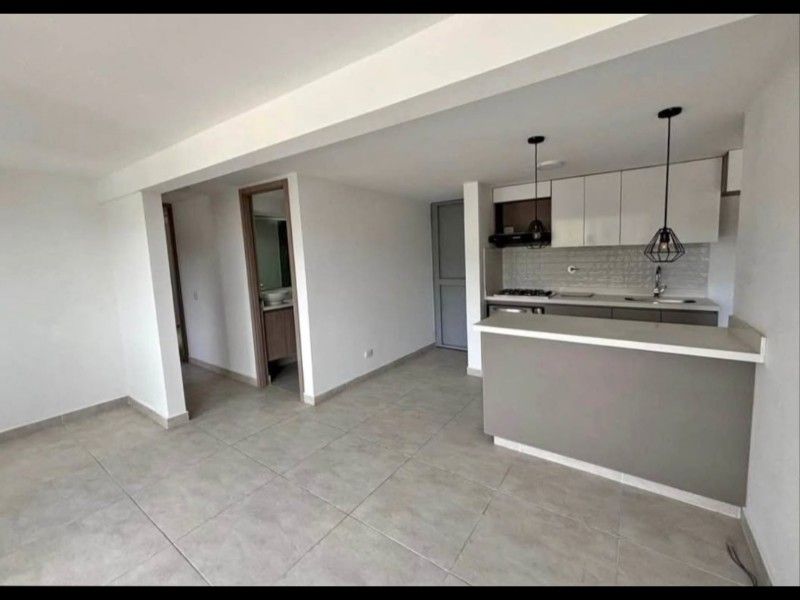 Apartamento en arriendo en La Inmaculada, La Estrella · foto 2 de 6