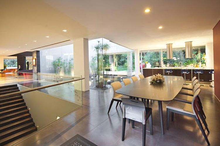 Casa de 3 alcobas en venta en Chico, Bogotá, 1550 m² · foto 3 de 10