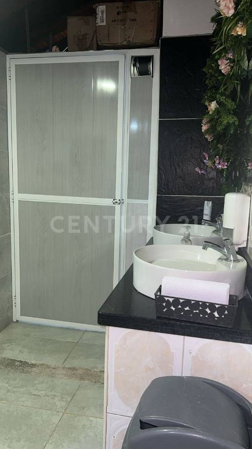 Local en arriendo en Guatiquia, Villavicencio, 220 m² · foto 9 de 18