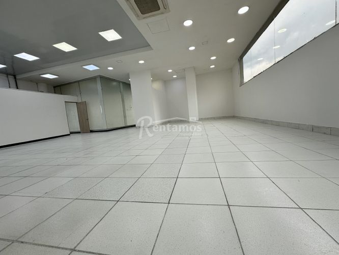 Local en arriendo en La Candelaria, Medellín, 233 m² · foto 4 de 20