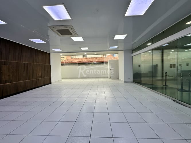 Local en arriendo en La Candelaria, Medellín, 233 m² · foto 5 de 20