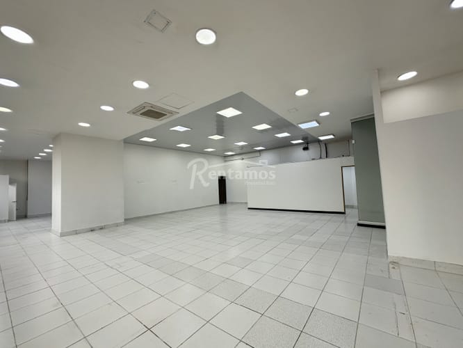 Local en arriendo en La Candelaria, Medellín, 233 m² · foto 11 de 20