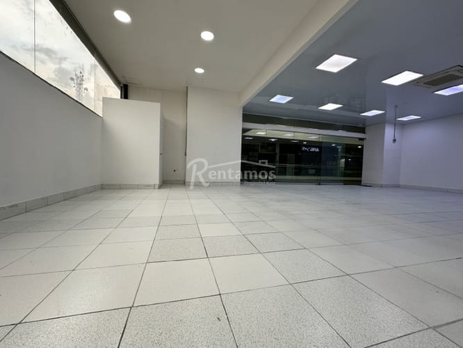 Local en arriendo en La Candelaria, Medellín, 233 m² · foto 16 de 20
