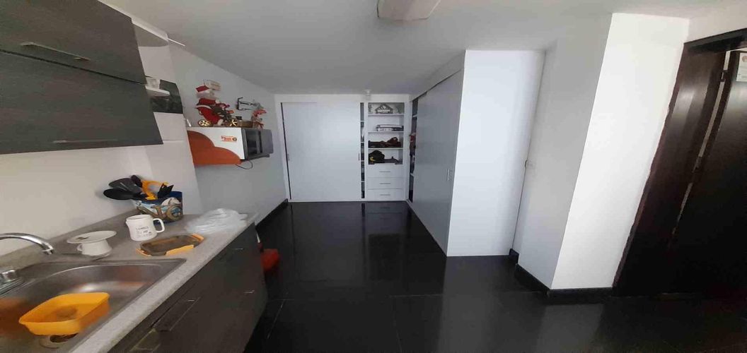 Local en venta en Avenida Santander, Manizales, 140 m² · foto 23 de 24
