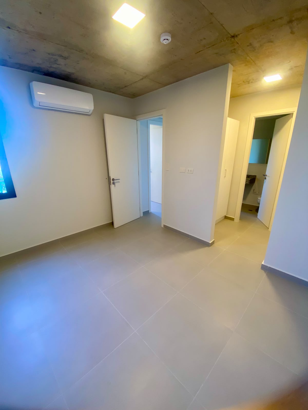 Alquilo departamento a estrenar de 2 habitaciones en zona CIT - Edificio INSIGNIA 06 — foto 2