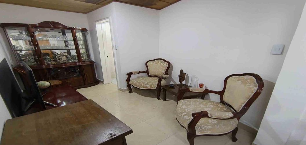 Casa de 5 alcobas en arriendo en Belen, Manizales, 252 m² · foto 8 de 24