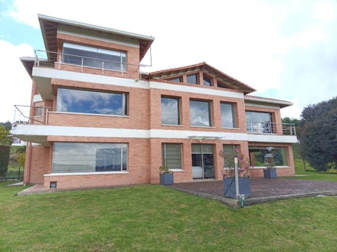 Casa de 8 alcobas en venta en Yerbabuena, Chía, 950 m² · foto 7 de 24